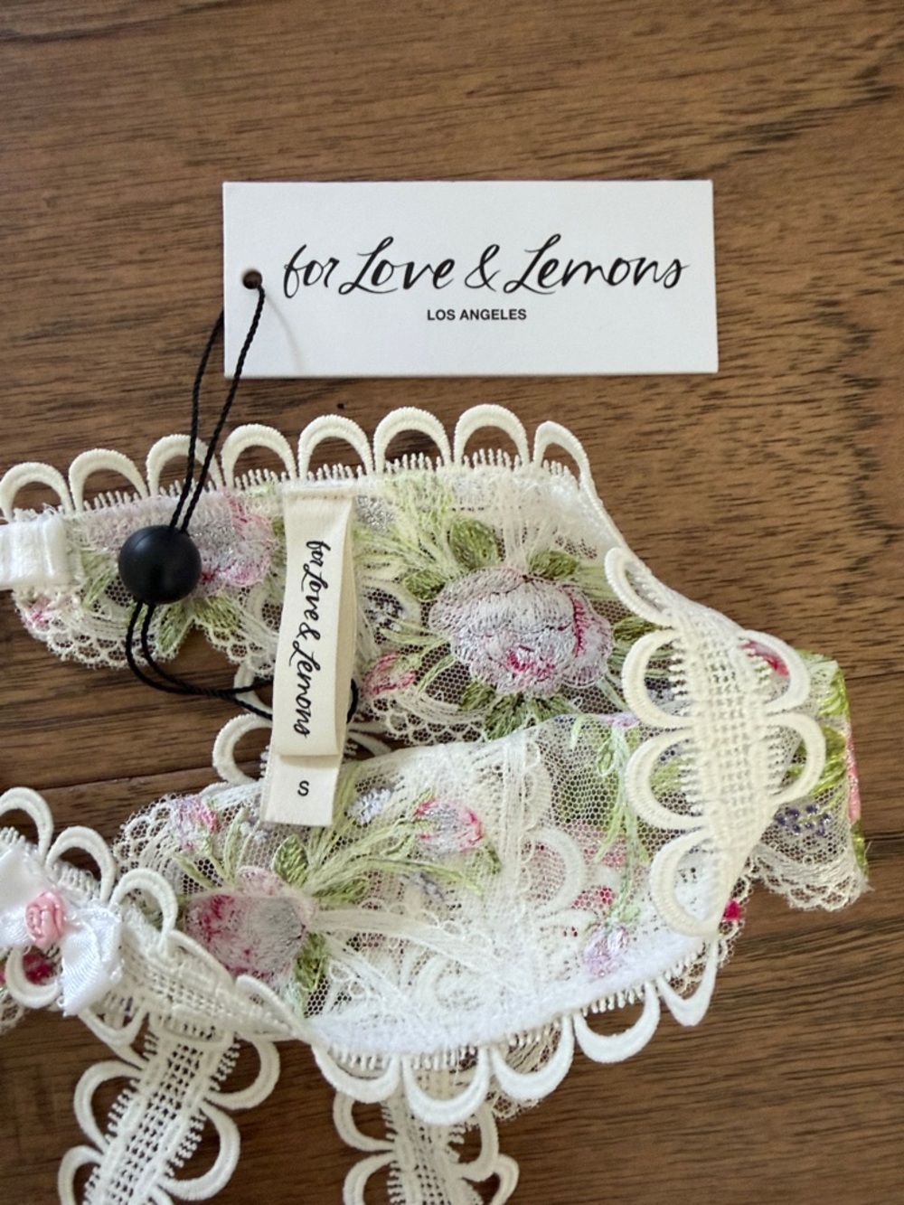 For Love and Lemons Trellis Rose Lace Garter with Pink Rose Embroidery - Picture 3 of 4